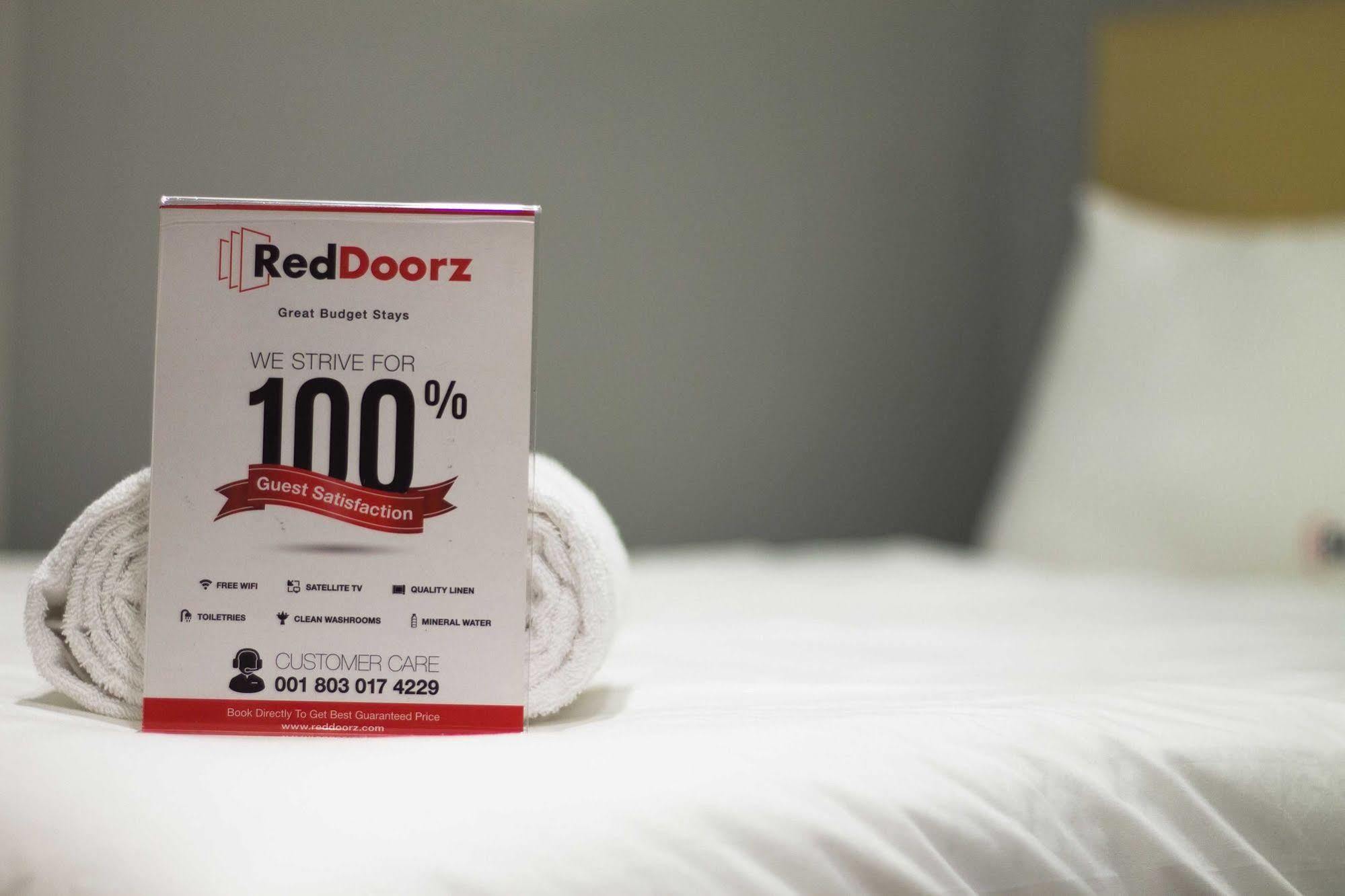 Reddoorz Near Pantai Jerman Hotell Kuta Lombok Exteriör bild